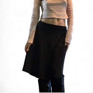 Gap Black fold over waist soft knit flowy knee length midi skirt M